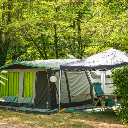 Emplacements côté piscine Emplacements côté piscine